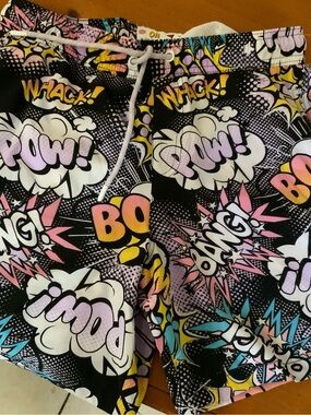 Men's Black Comic-Print Athletic Shorts